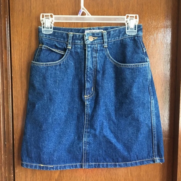 Guess by Marciano Dresses & Skirts - vintage guess denim skirt ☆ xs
